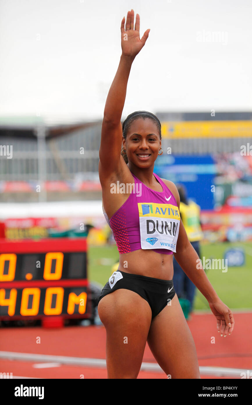 Debbie DUNN, 400m women's race at Aviva London Grand Prix, Crystal Palace,  London Stock Photo - Alamy