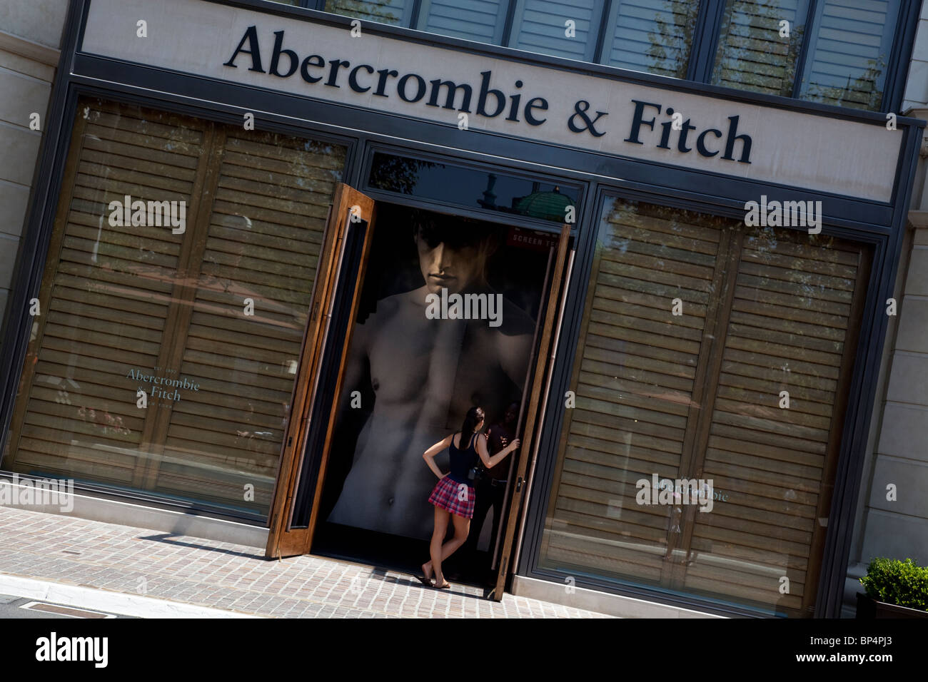 First Look: Abercrombie & Fitch debuts new store format