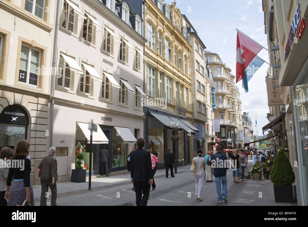 Luxembourg City Europe EU Shoppers in Rue Philippe 11 in the city centre Luxembourg City is the capital city of the Grand Duchy of Luxembourg Stock Photo