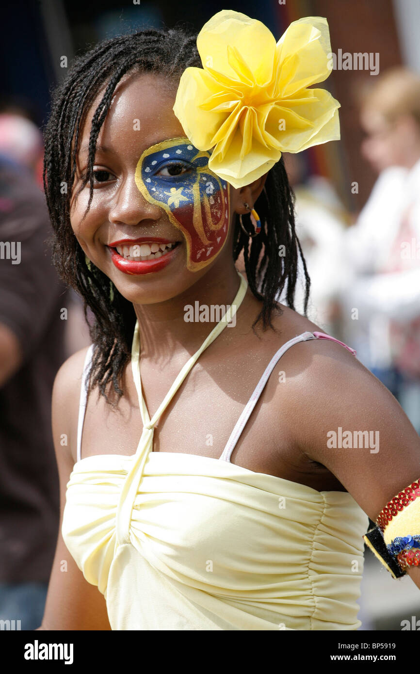 The 2009 Carnival del Pueblo procession along Walworth Road, Camberwell, South London. Stock Photo