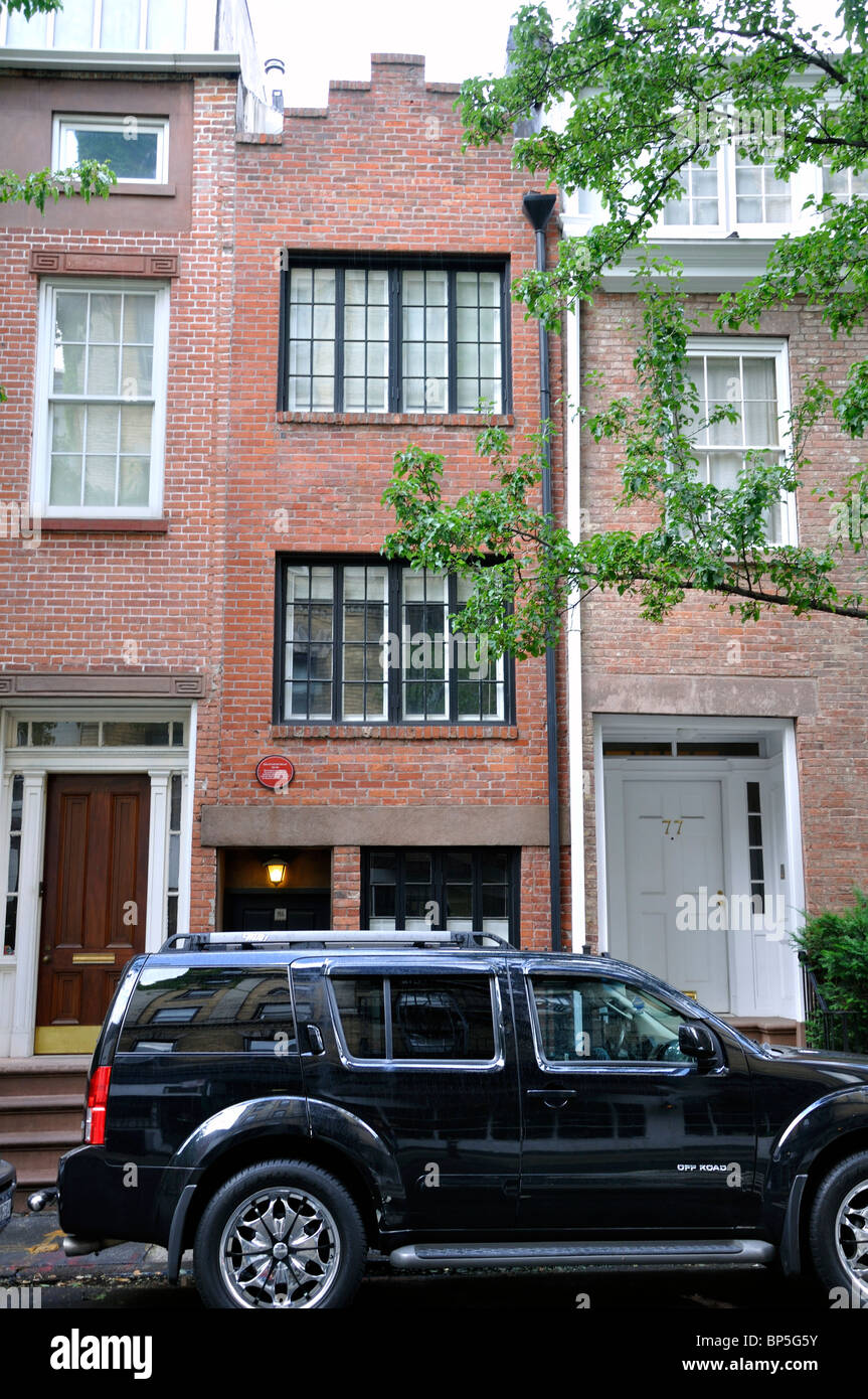 The narrowest house in New York City, USA Stock Photo Alamy