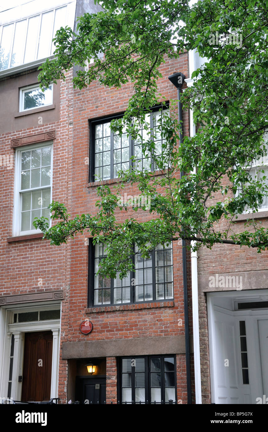 The narrowest house in New York City, USA Stock Photo Alamy