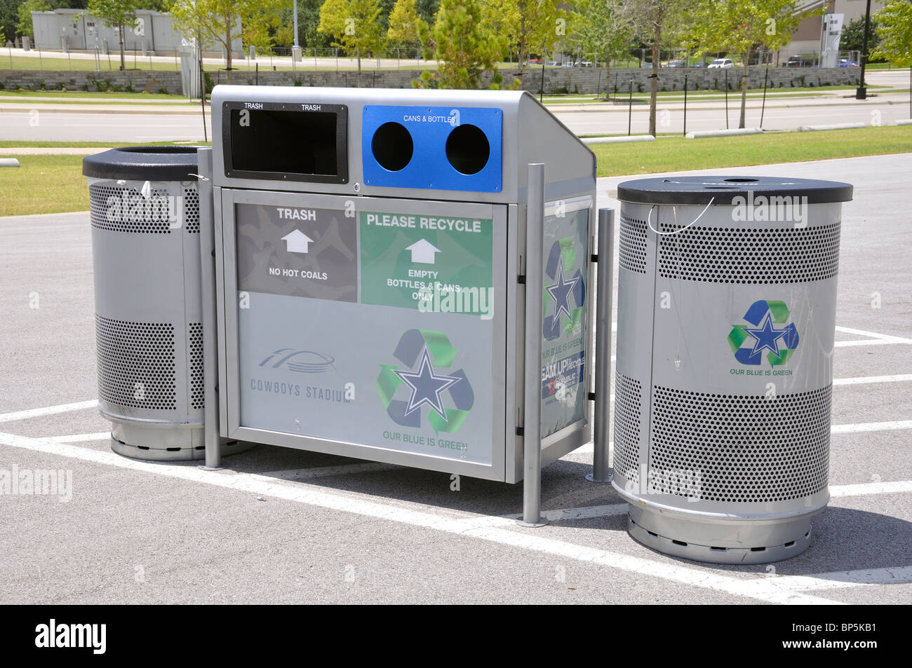 Recycling garbage bin in Arlington, Texas, USA Stock Photo Alamy