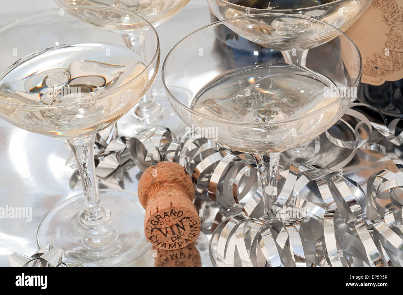 Champagne coupe hires stock photography and images Alamy