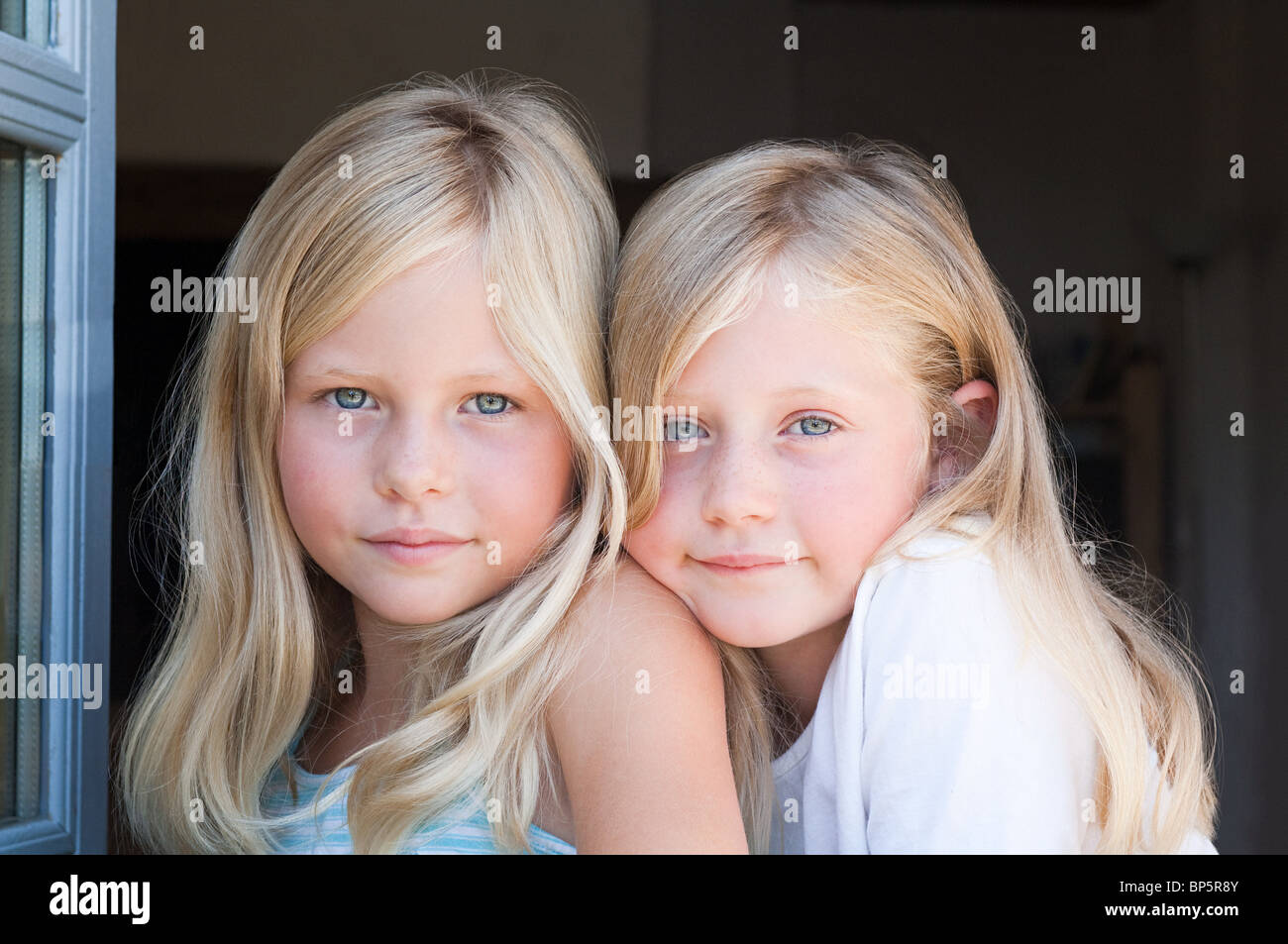 Teen Twin Girls Blonde Hair Telegraph