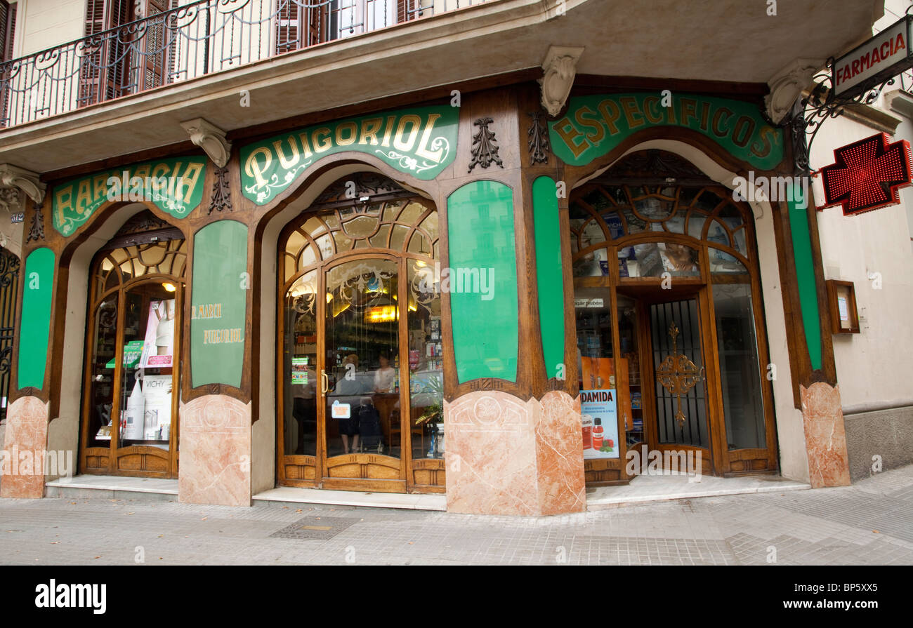 Barcelona Modernis doorway of the Farmacia Puigoriol Stock Photo