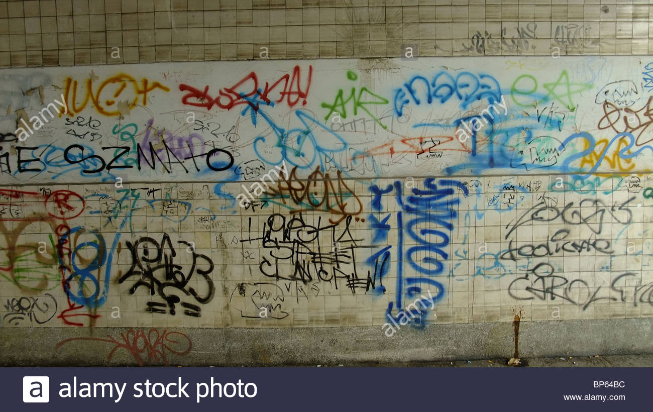 Graffiti Wall Writing Art Stock Photos & Graffiti Wall Writing Art