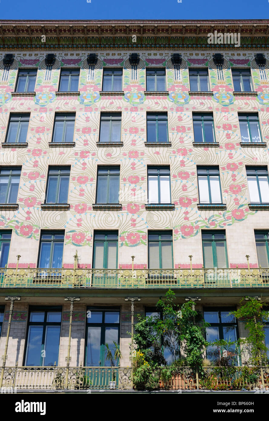 Vienna, Austria. Majolicahaus (Otto Wagner) on Naschmarkt - Art Nouveau / Jugendstil facade Stock Photo