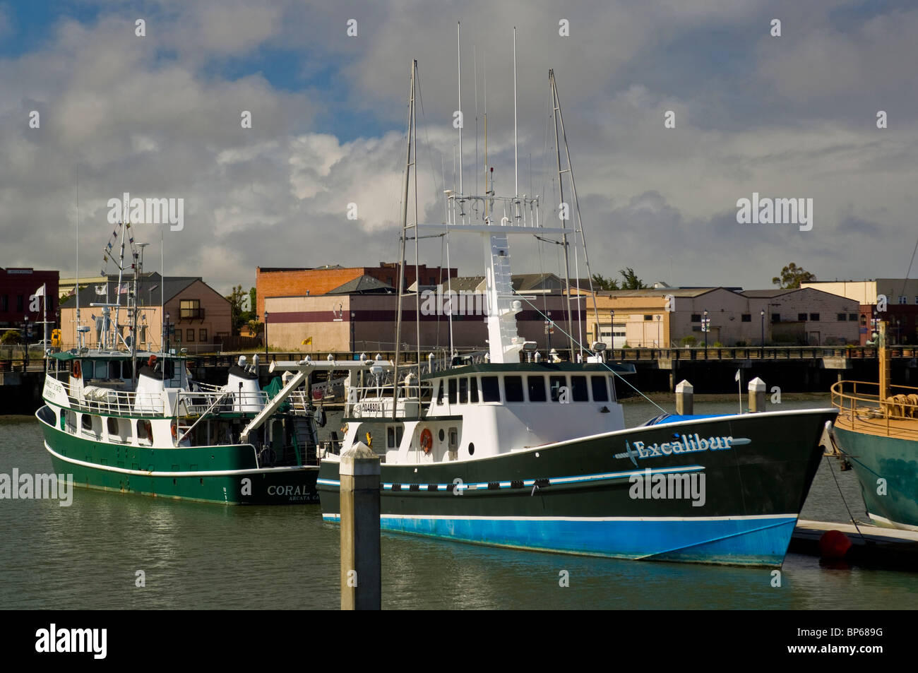 commercial-fishing-boats-docked-in-harbor-at-woodley-island-marina-in