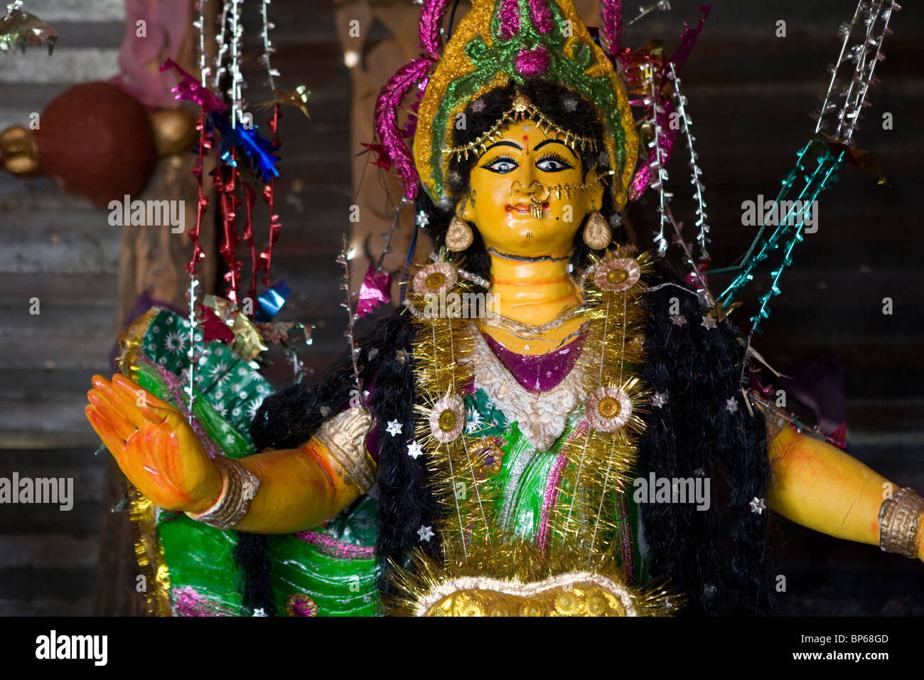 Worship hindu shrine india hi-res stock photography and images - Alamy