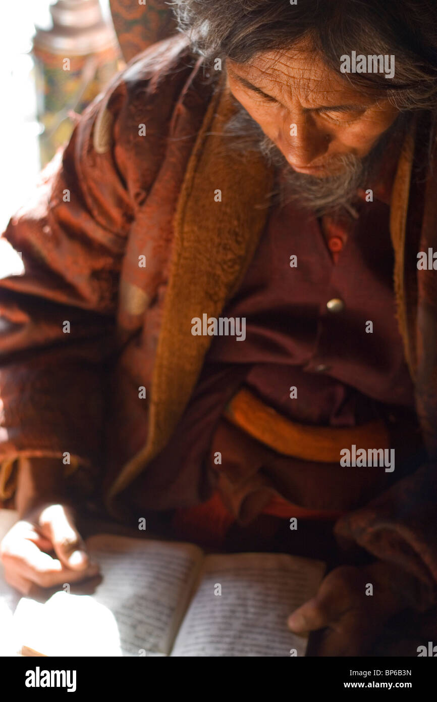 Ancient chinese portraiture hi-res stock photography and images - Alamy