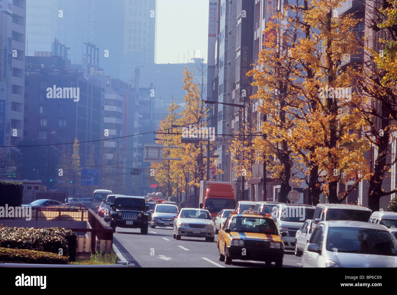 Tokyo japan ginza chuo dori hi-res stock photography and images - Alamy