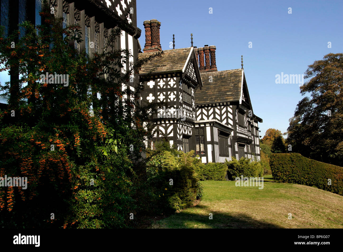 England, Cheshire, Stockport, Bramhall, Bramall Hall, Elizabethan half timbered house Stock