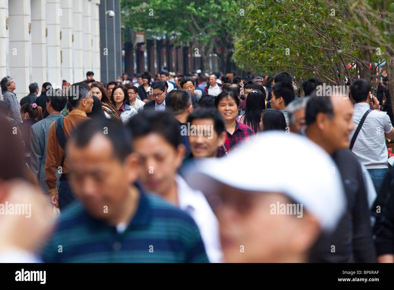 Crowded street china hi-res stock photography and images - Alamy
