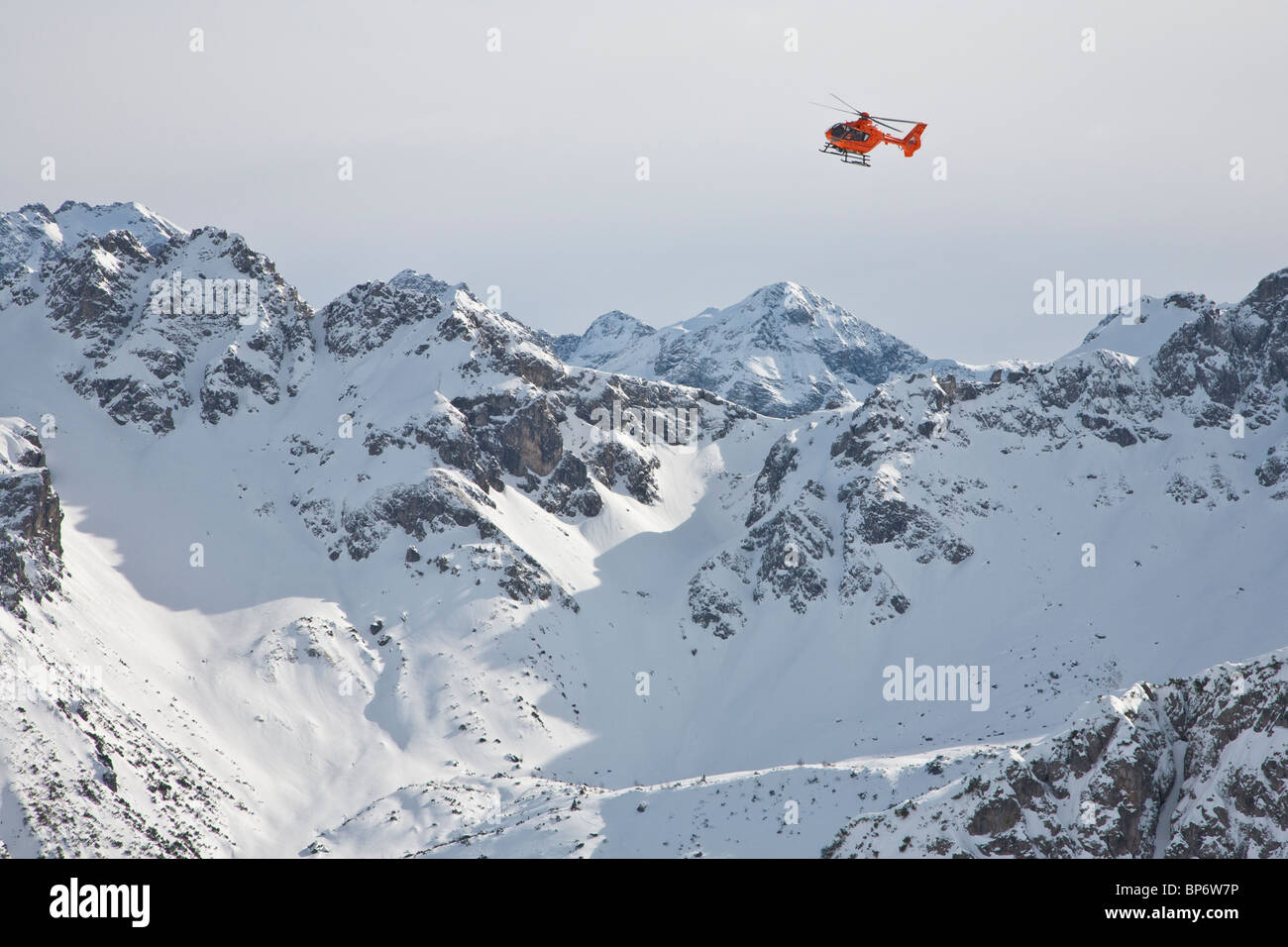 AIR RESCUE SERVICE, HELICOPTER,  SKIING REGION AT FELLHORN MOUNTAIN, NEAR OBERSTDORF,  ALLGAEU REGION, BAVARIA, GERMANY Stock Photo