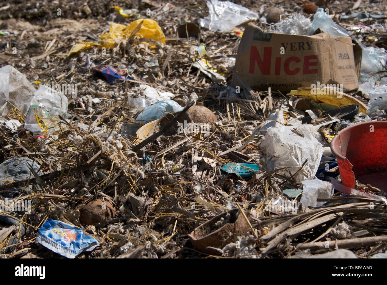 Dealing with rubbish hires stock photography and images Alamy