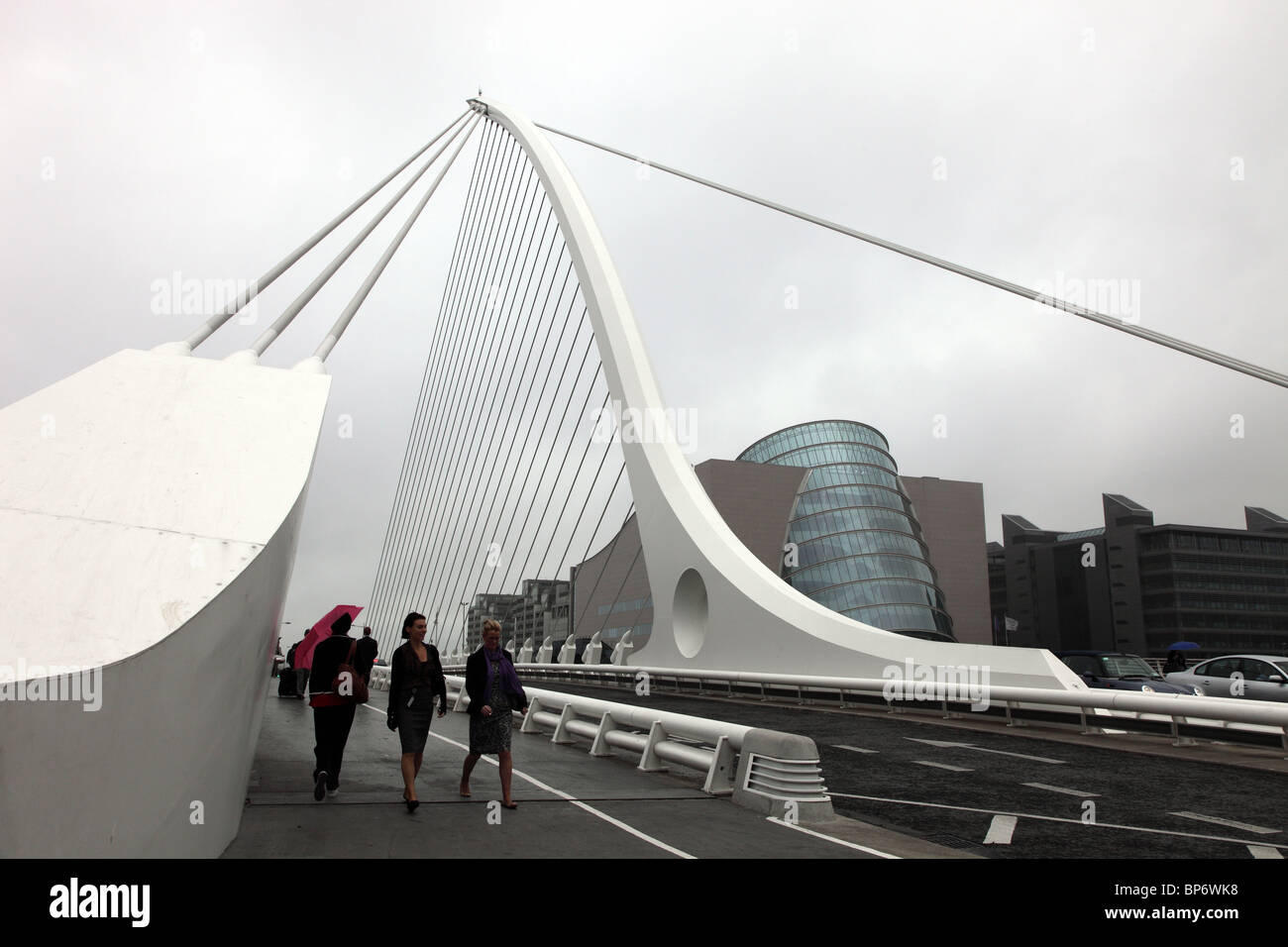 Samuel Beckett Bridge, Conference Centre, River Liffey, Dublin Docklands Stock Photo