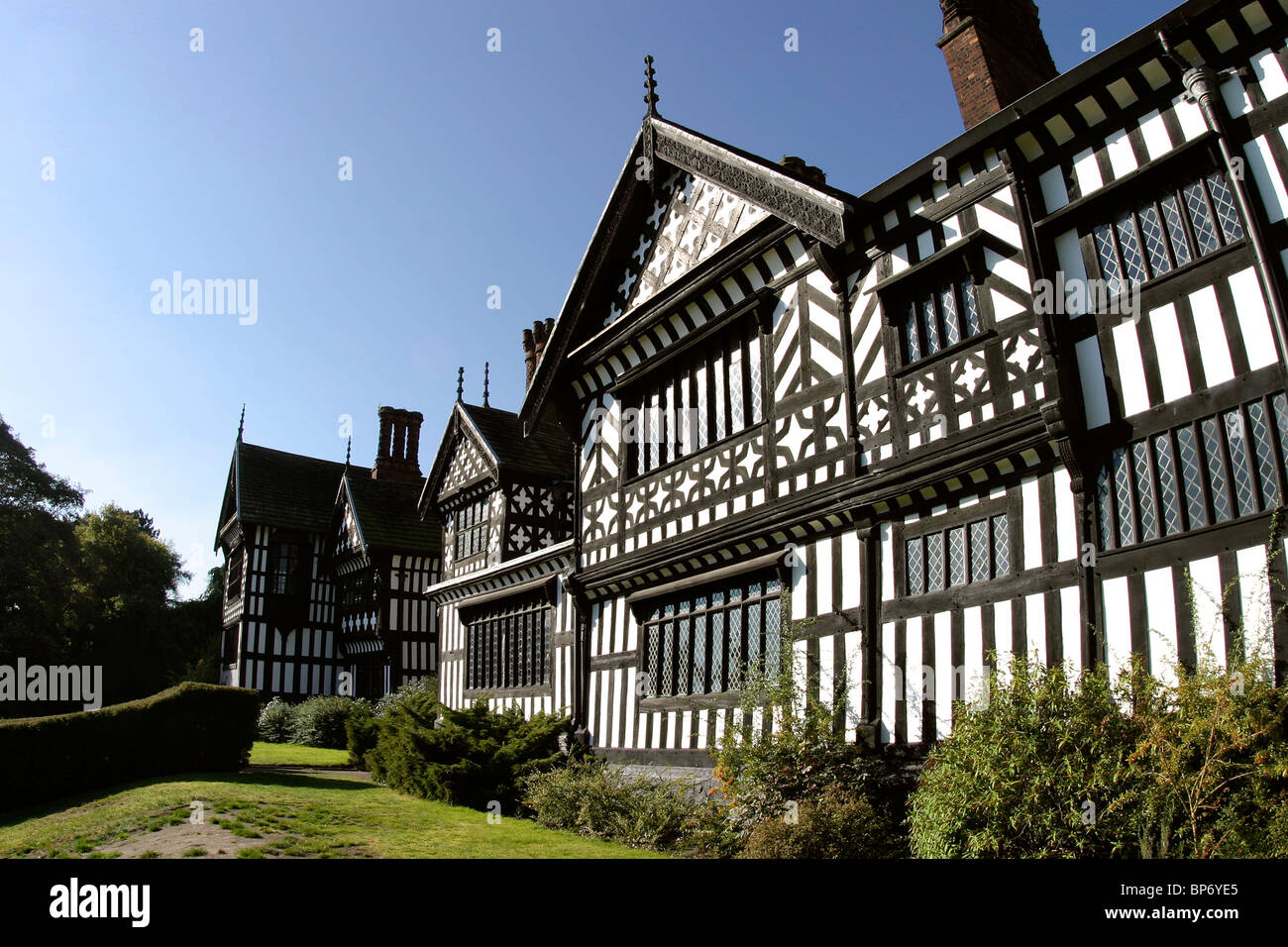 England, Cheshire, Stockport, Bramhall, Bramall Hall, Elizabethan half timbered house, wide