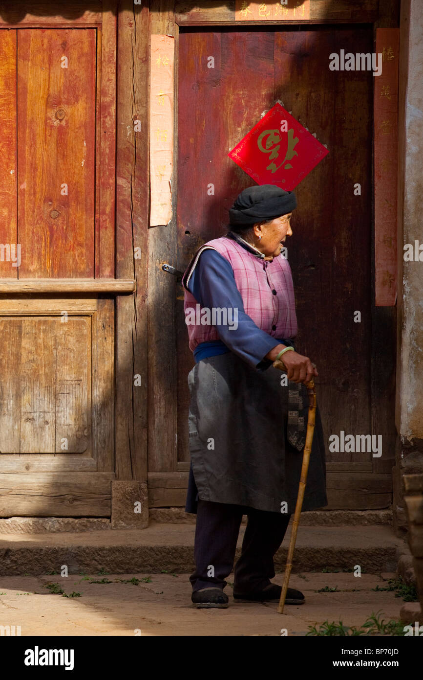 Elderly woman in Shaxi Village, Yunnan Province, China Stock Photo
