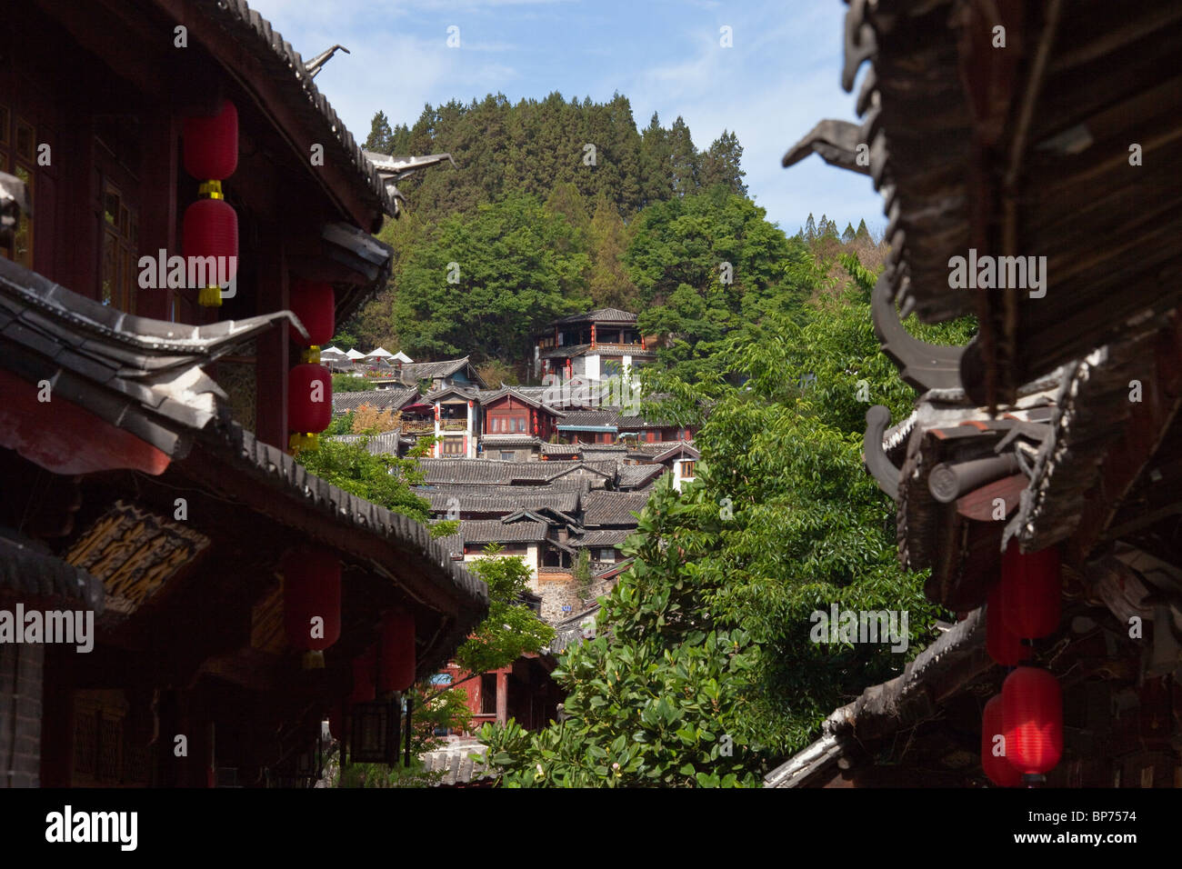 Lijiang old town hi-res stock photography and images - Alamy
