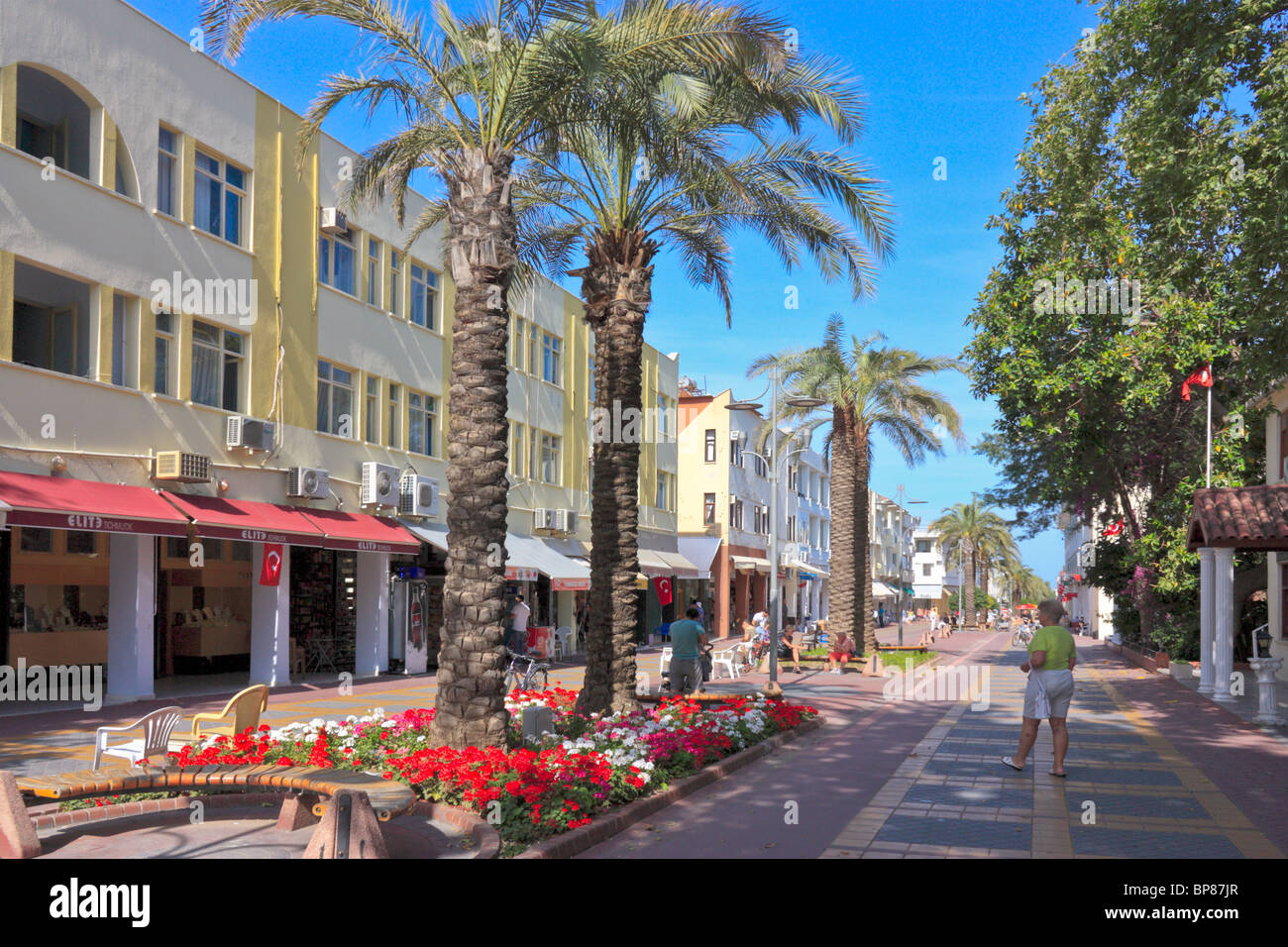 Kemer shopping hi-res stock photography and images - Alamy