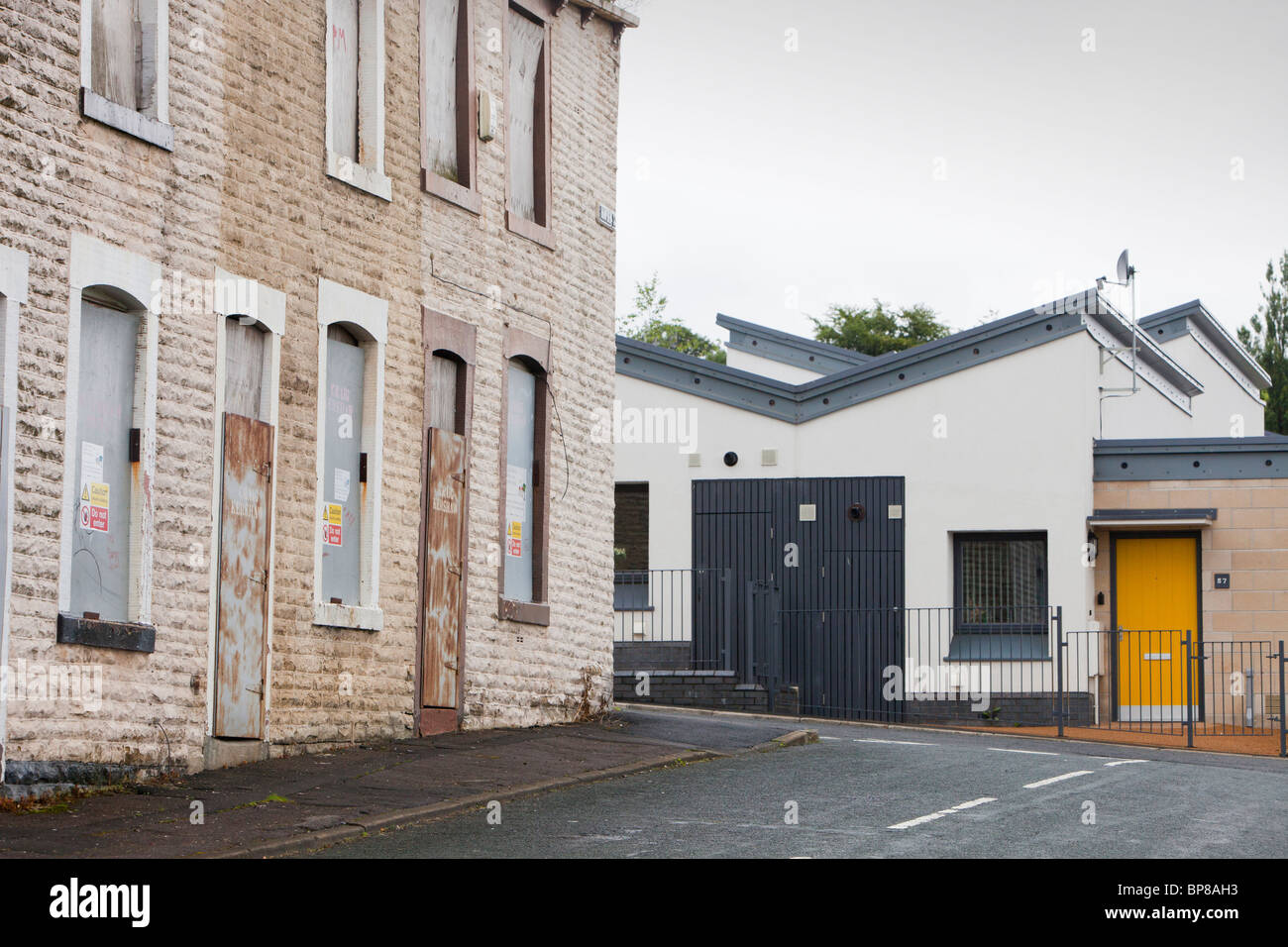 Boarded up terraced houses in the Burnley Wood area of Burnley, Lancashire UK Stock Photo Alamy