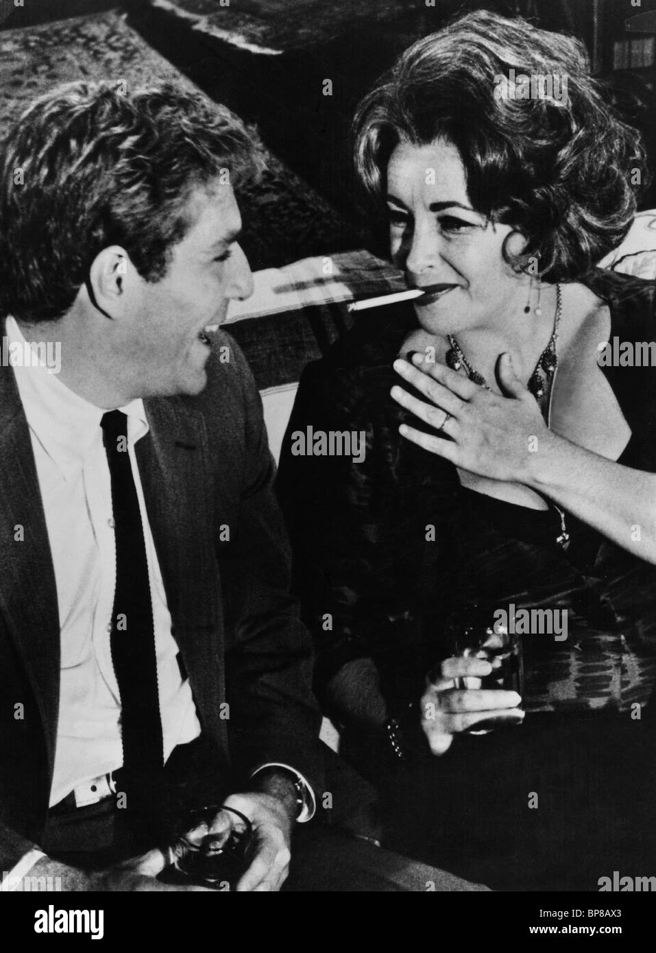 George Segal Elizabeth Taylor Who S Afraid Of Virginia Woolf 1966 Stock Photo Alamy