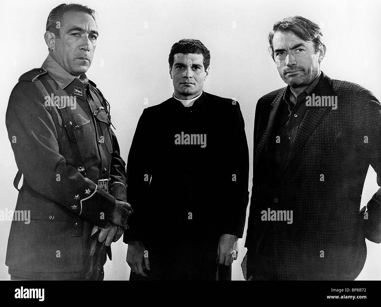 ANTHONY QUINN OMAR SHARIF GREGORY PECK BEHOLD A PALE HORSE (1964 Stock ...