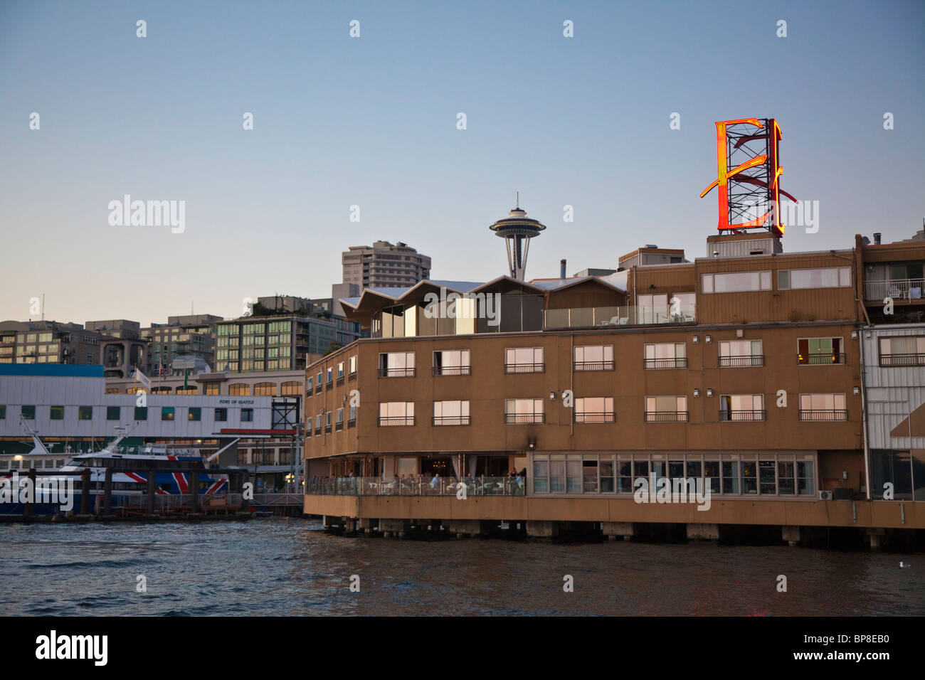 Edgewater waterfront hotel, Elliott Bay, Seattle, Washington Stock Photo
