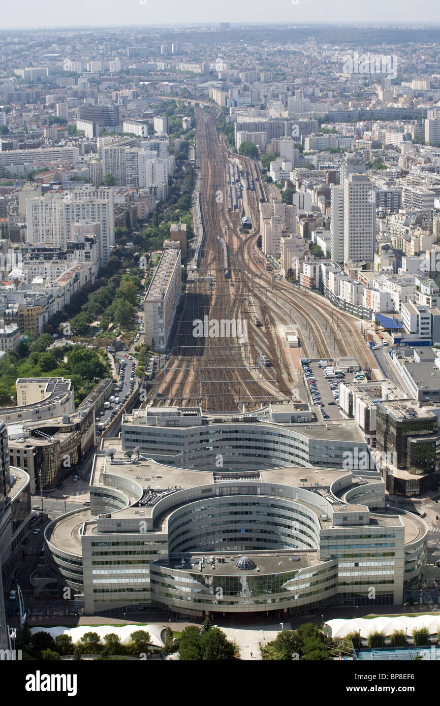 Montparnasse railway station hi-res stock photography and images