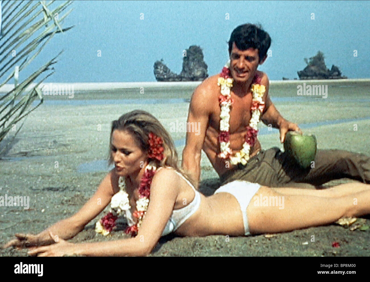 URSULA ANDRESS, JEAN-PAUL BELMONDO, UP TO HIS EARS, 1965 Stock Photo - Alamy