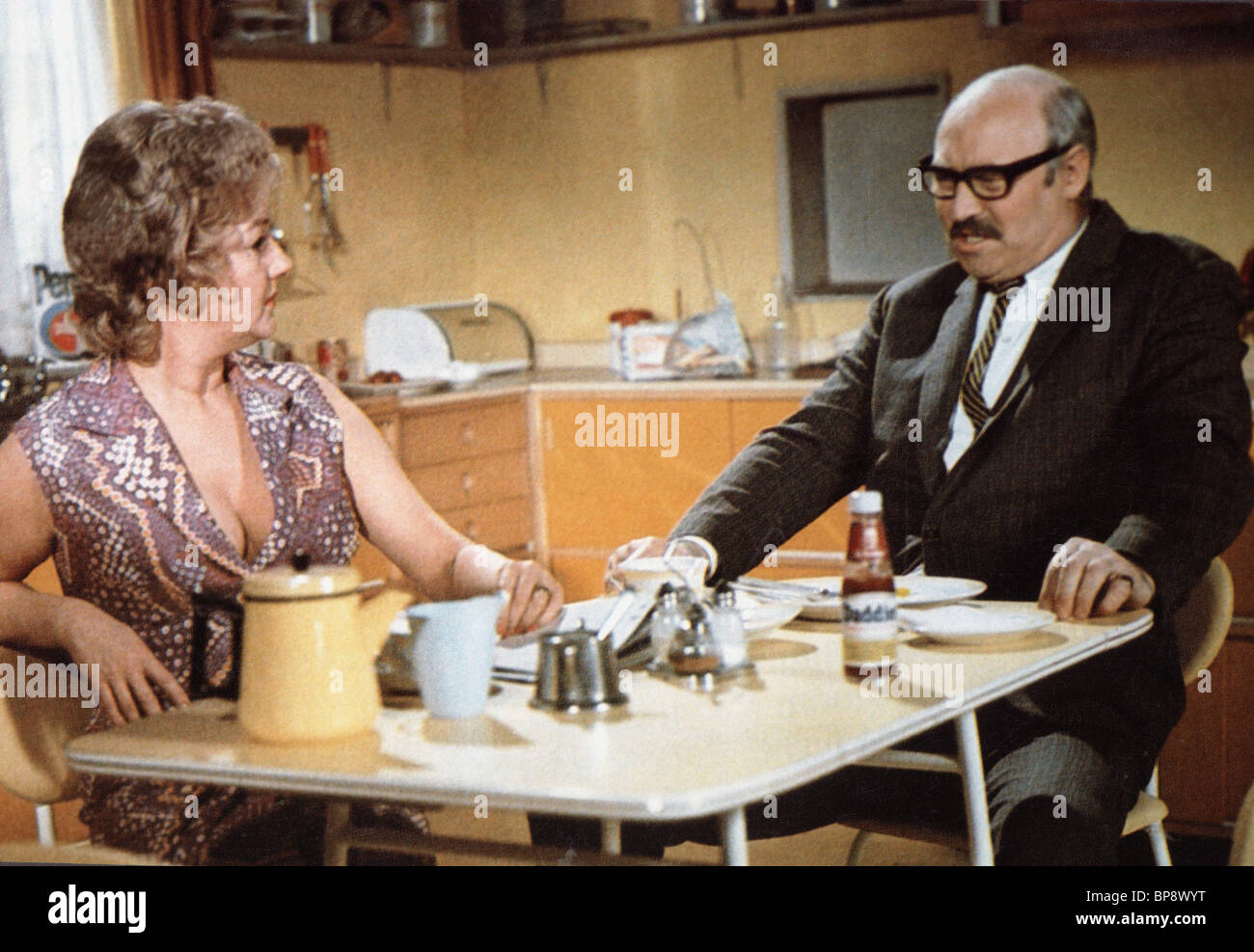 JOAN SIMS & BILL MAYNARD CARRY ON AT YOUR CONVENIENCE (1971 Stock Photo