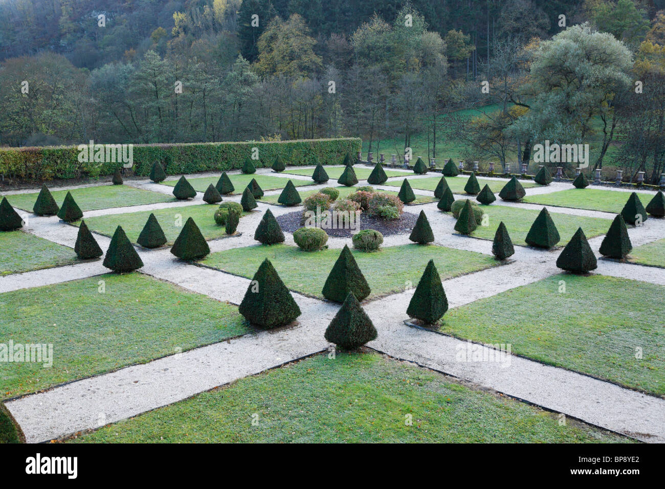 Castle Garden With Paths and Topiary, Germany Stock Photo - Alamy