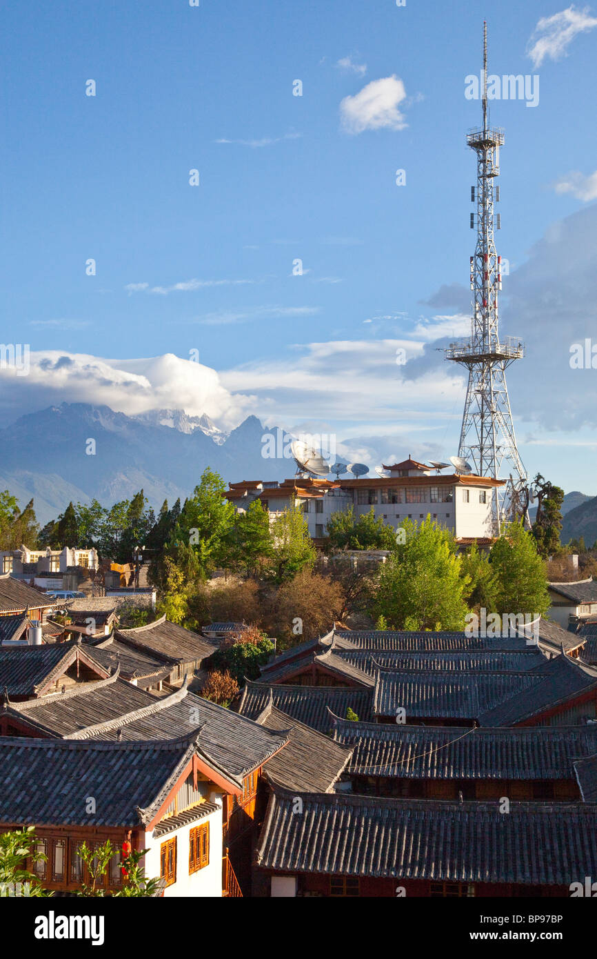 Communications tower in Lijiang, Yunnan Province, China Stock Photo