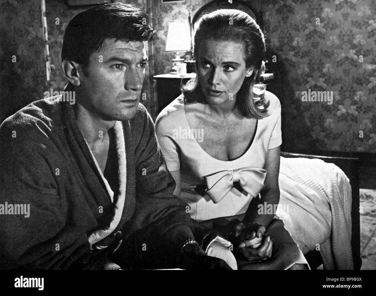 Laurence Harvey Honor Blackman Life At The Top 1965 Stock Photo Alamy