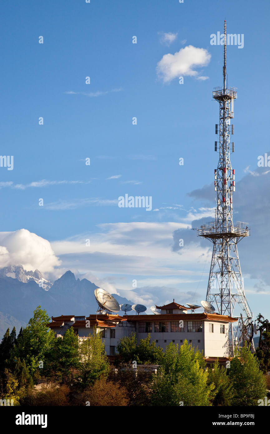 Communications tower in Lijiang, Yunnan Province, China Stock Photo