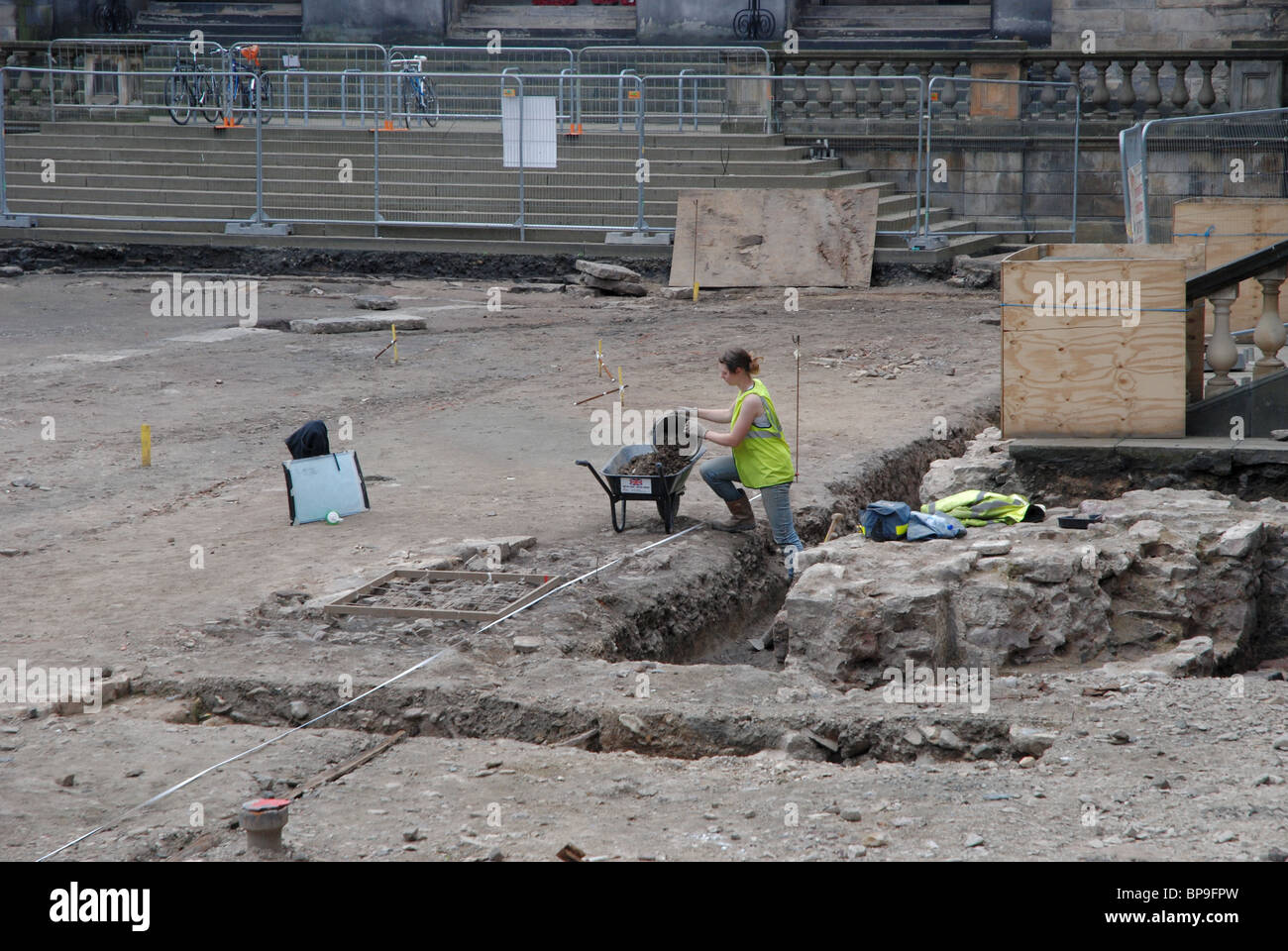 An archaeological dig taking place in the quadrangle of Old College, Edinburgh University, Scotland, UK Stock Photo
