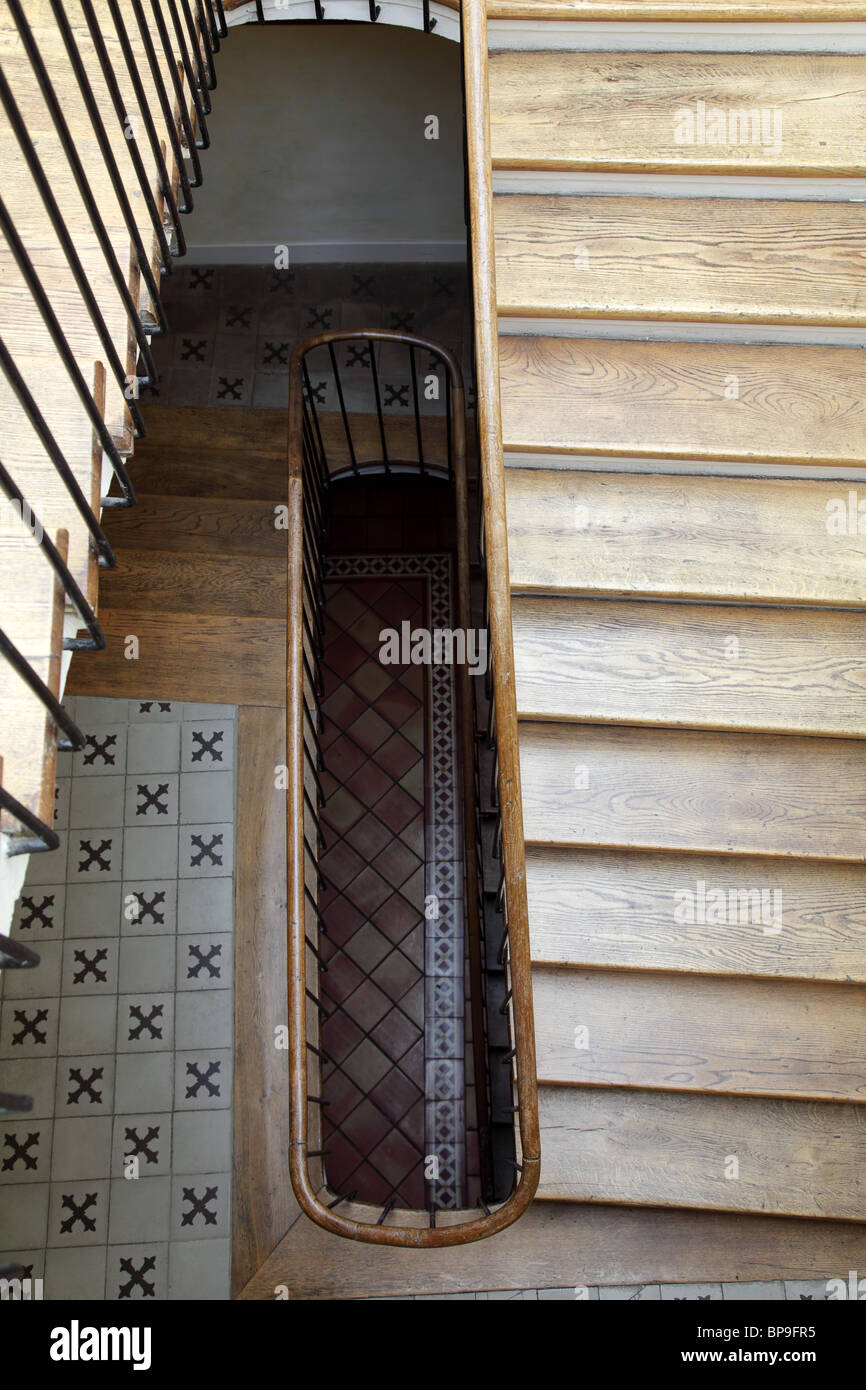 Ceramic railing hi-res stock photography and images - Alamy