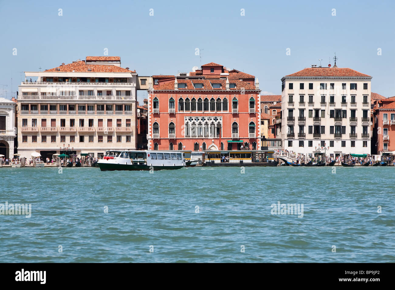 Ship building venice historic hi-res stock photography and images - Alamy