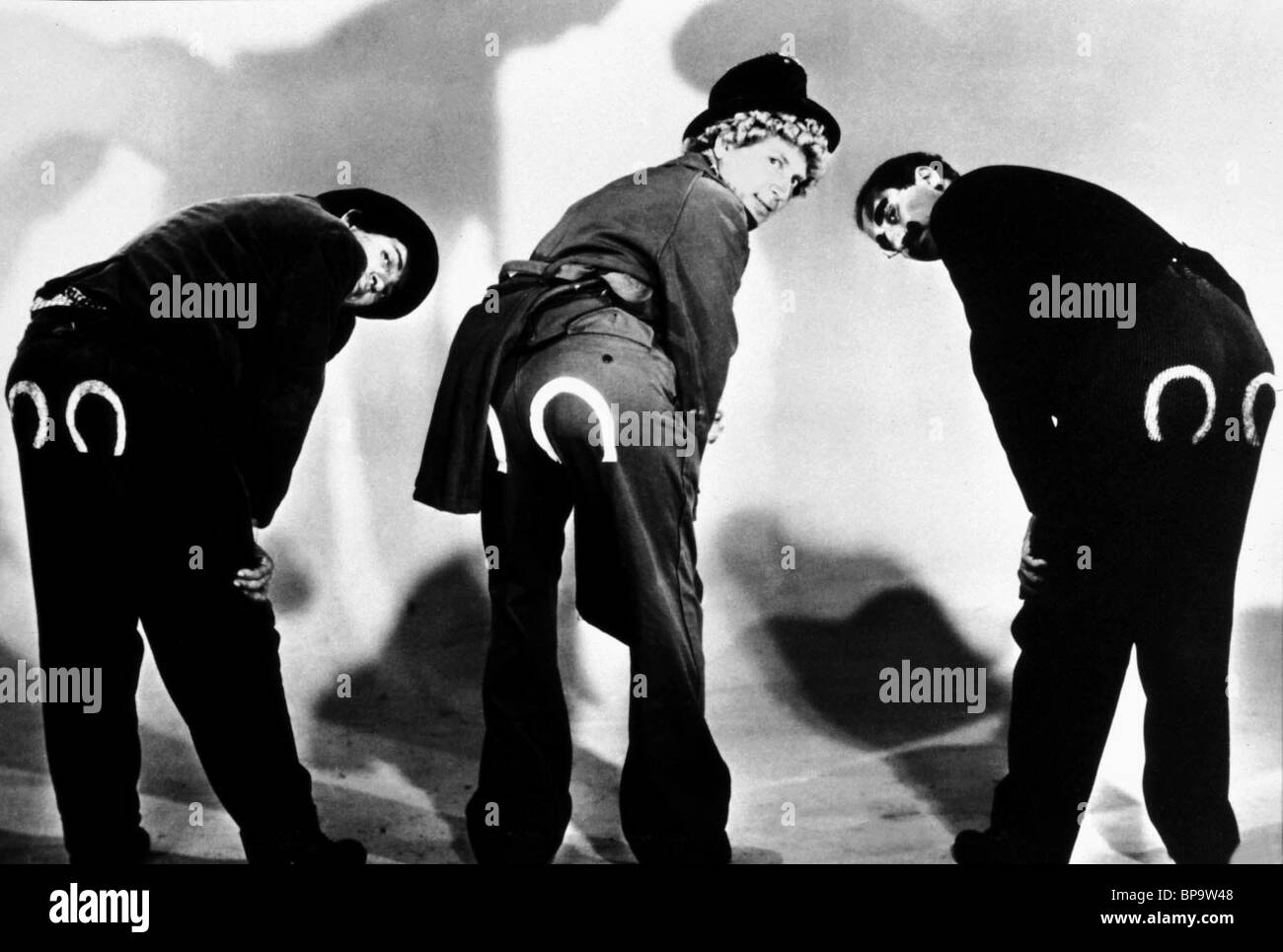 THE MARX BROTHERS A DAY AT THE RACES (1937) Stock Photo
