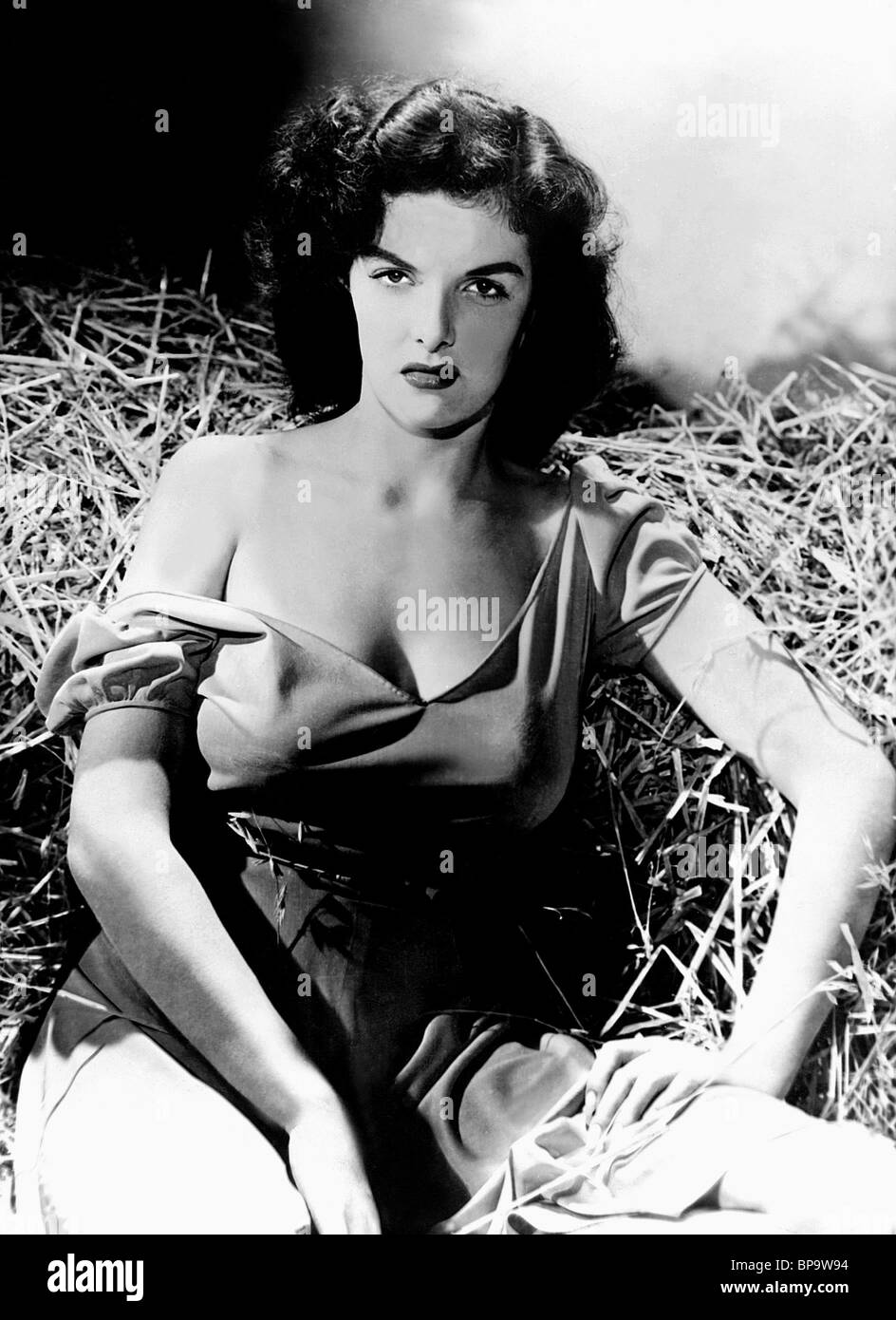 JANE RUSSELL THE OUTLAW (1943) Stock Photo