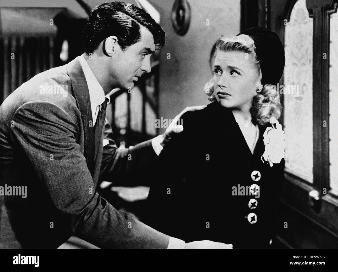 CARY GRANT, PRISCILLA LANE, ARSENIC AND OLD LACE, 1944 Stock Photo