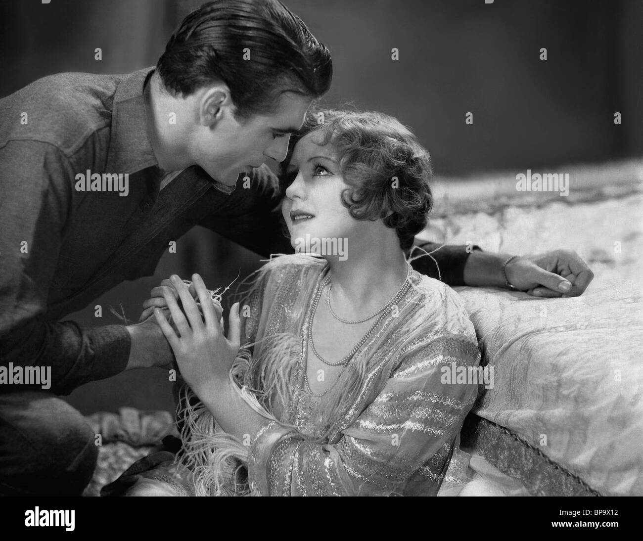 GARY COOPER, MADELEINE CAROLL, THE GENERAL DIED AT DAWN, 1936 Stock
