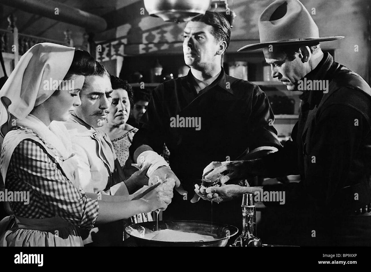 CATHY DOWNS, LOUIS MERCIER, VICTOR MATURE, HENRY FONDA, MY DARLING CLEMENTINE, 1946 Stock Photo