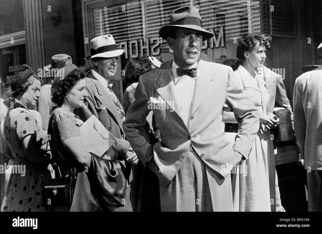 HUMPHREY BOGART THE ENFORCER; MURDER INC. (1951 Stock Photo - Alamy