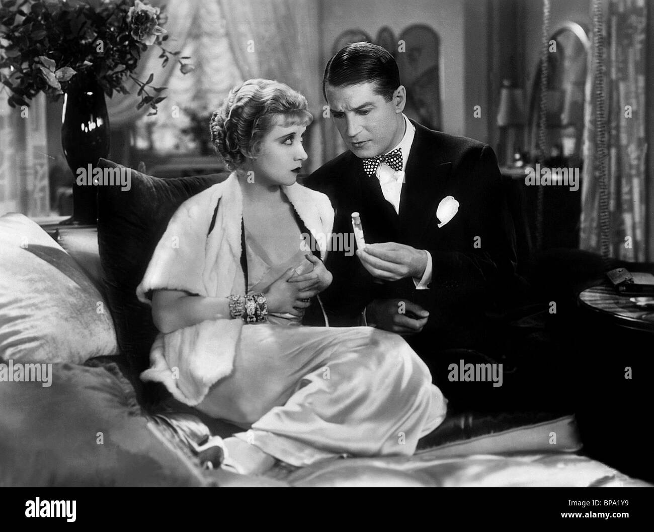 GENEVIEVE TOBIN, MAURICE CHEVALIER, ONE HOUR WITH YOU, 1932 Stock Photo