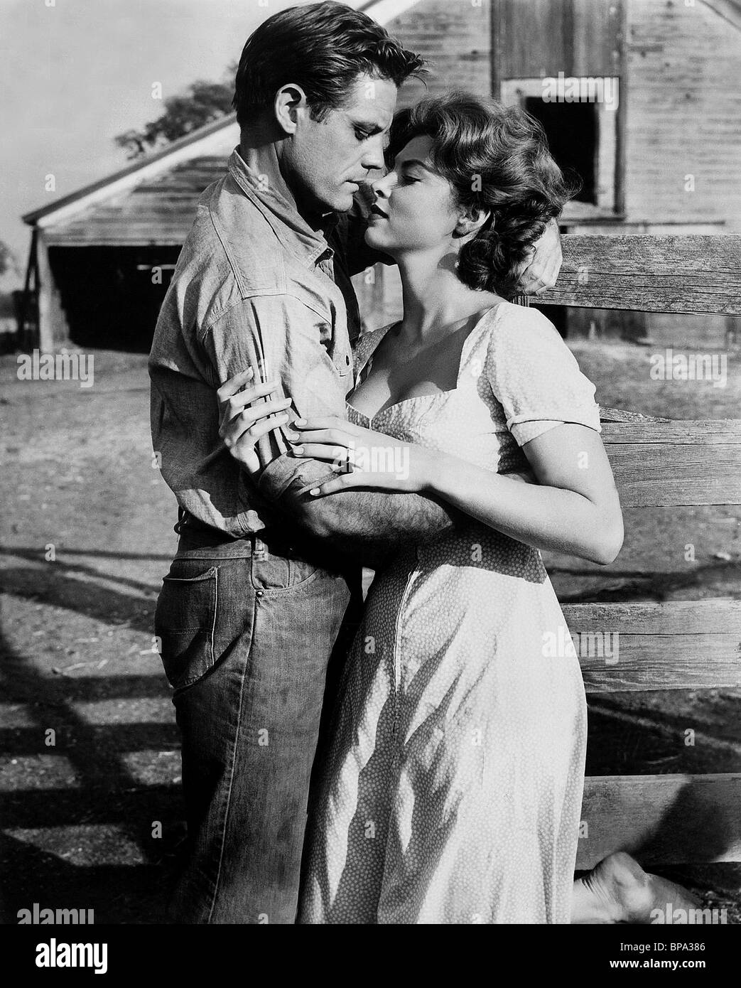 JACK LORD, TINA LOUISE, GOD'S LITTLE ACRE, 1958 Stock ...
