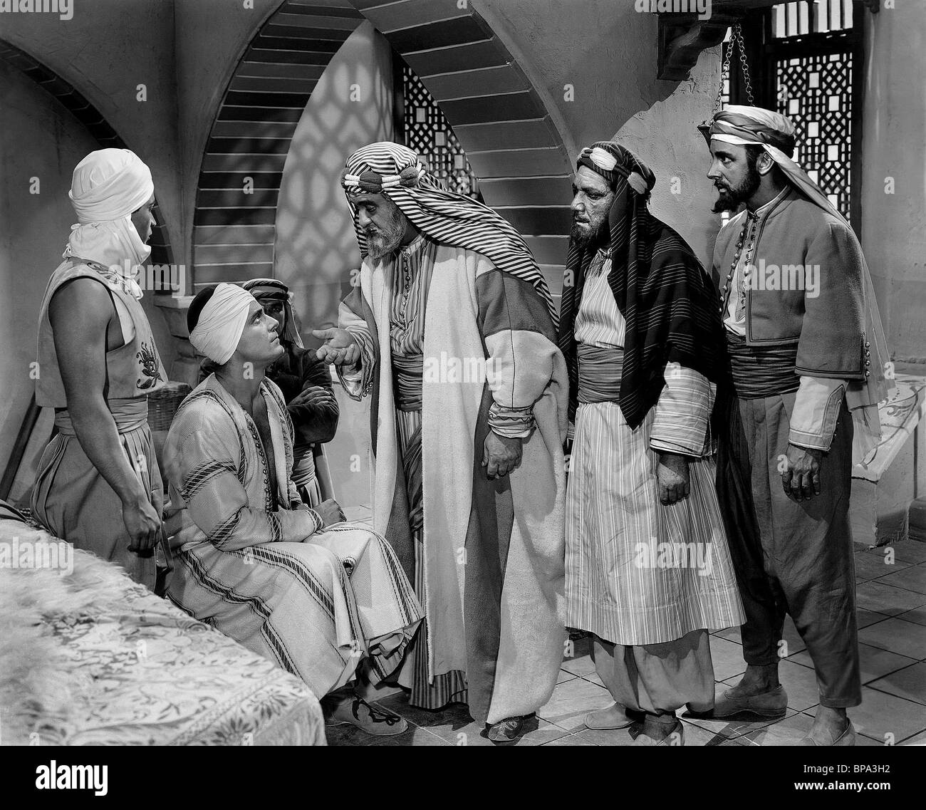 SABU, JON HALL, BILLY GILBERT, ARABIAN NIGHTS, 1942 Stock Photo