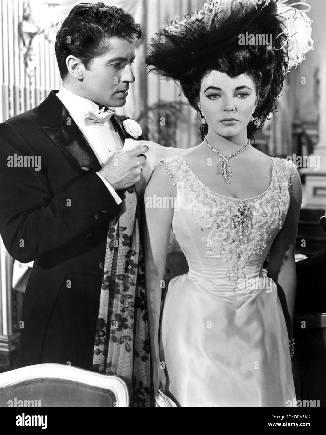 Farley Granger Joan Collins The Girl In The Red Velvet Swing 1955 Stock Photo Alamy
