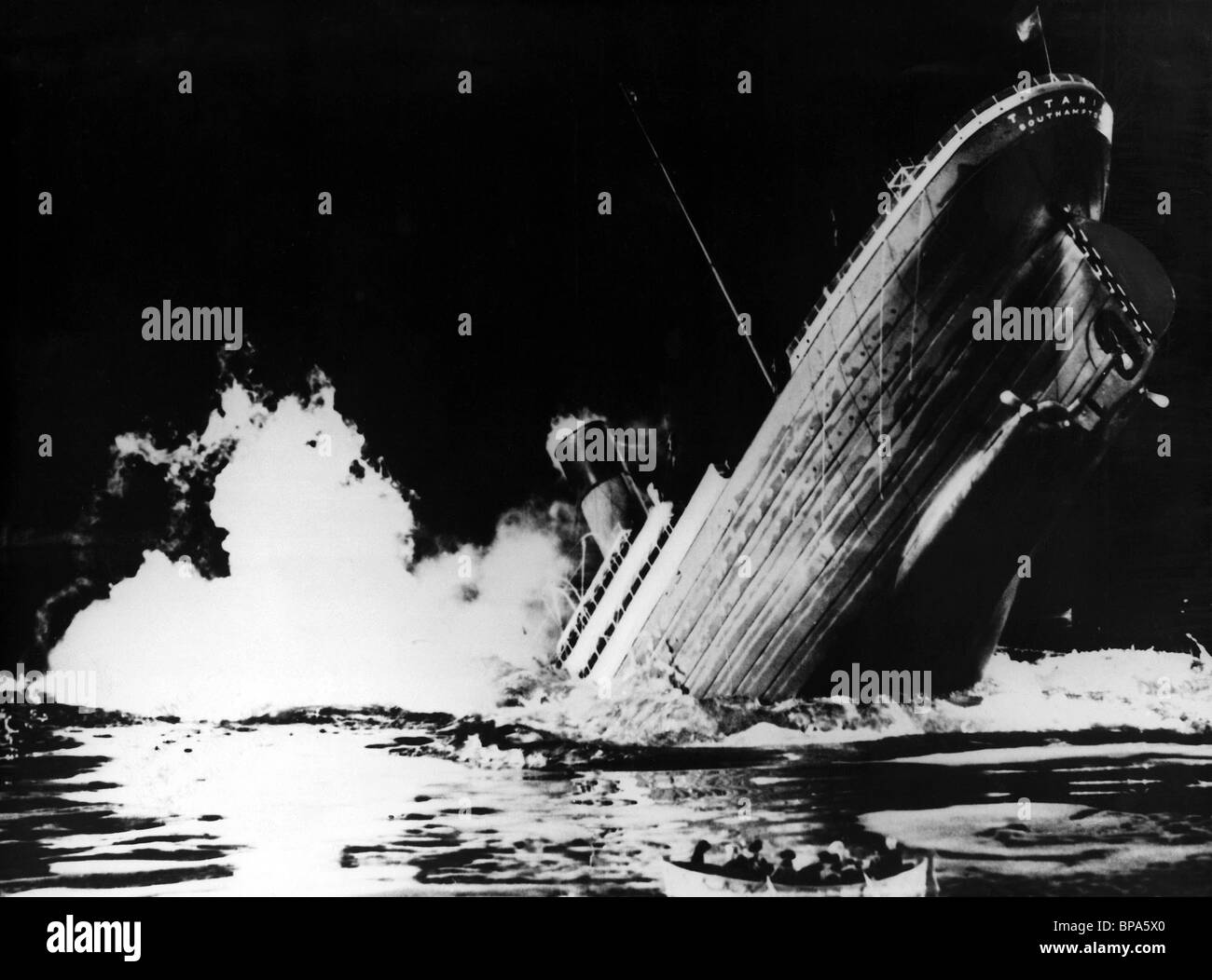 Sinking Ship Scene Titanic 1953 Stock Photo 30956968 Alamy